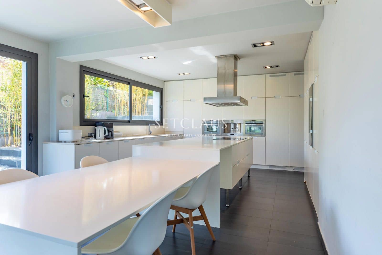 3 bedroom Villa for sale in Argentona with pool garage - € 790,000 (Ref: 9707670)