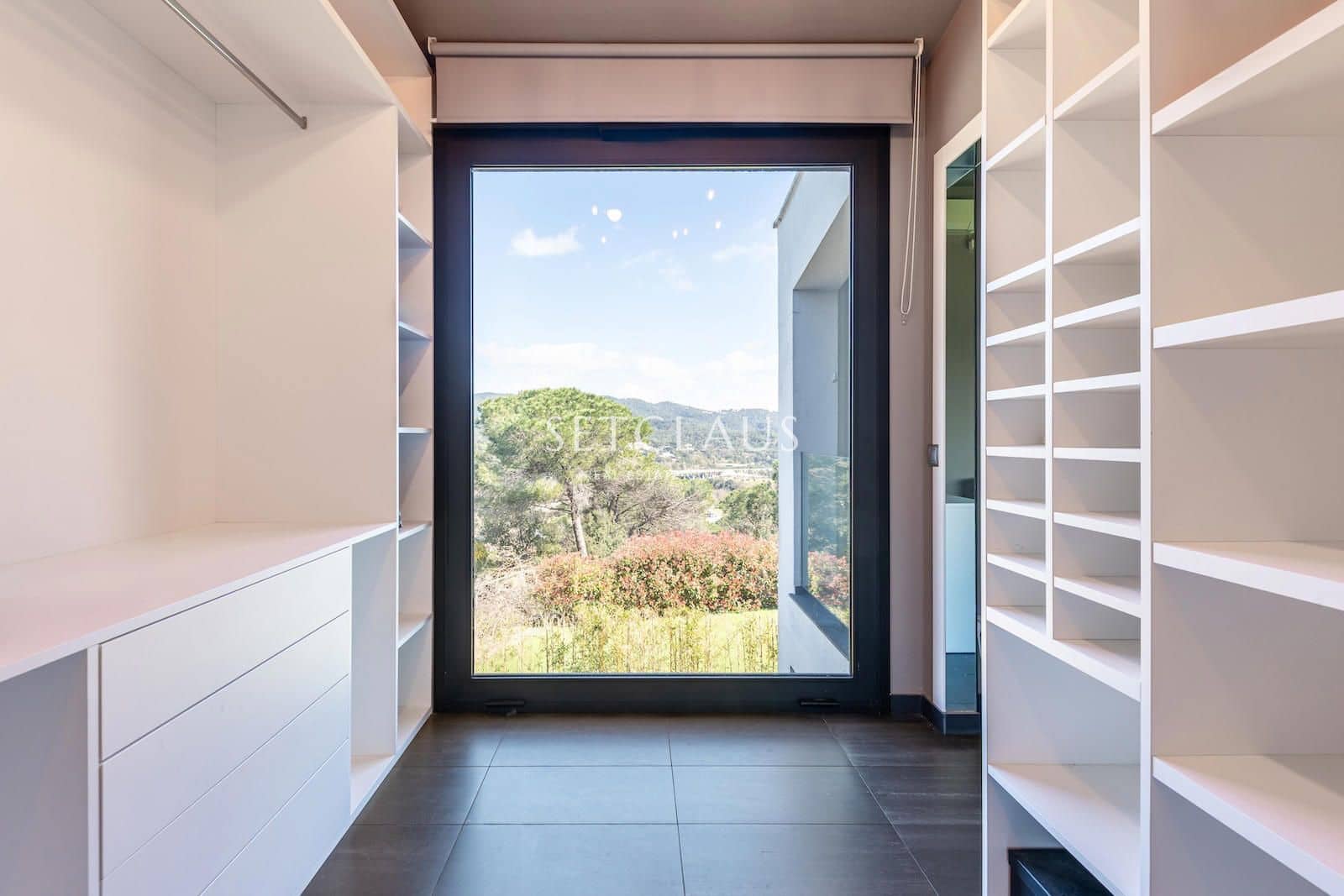 3 bedroom Villa for sale in Argentona with pool garage - € 790,000 (Ref: 9707670)