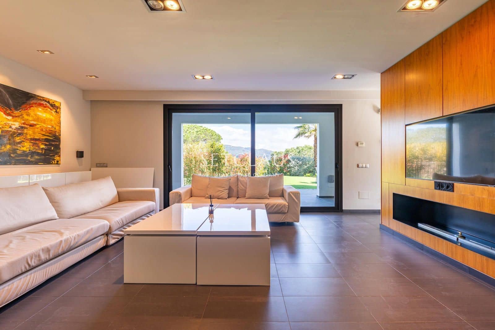 3 bedroom Villa for sale in Argentona with pool garage - € 790,000 (Ref: 9707670)