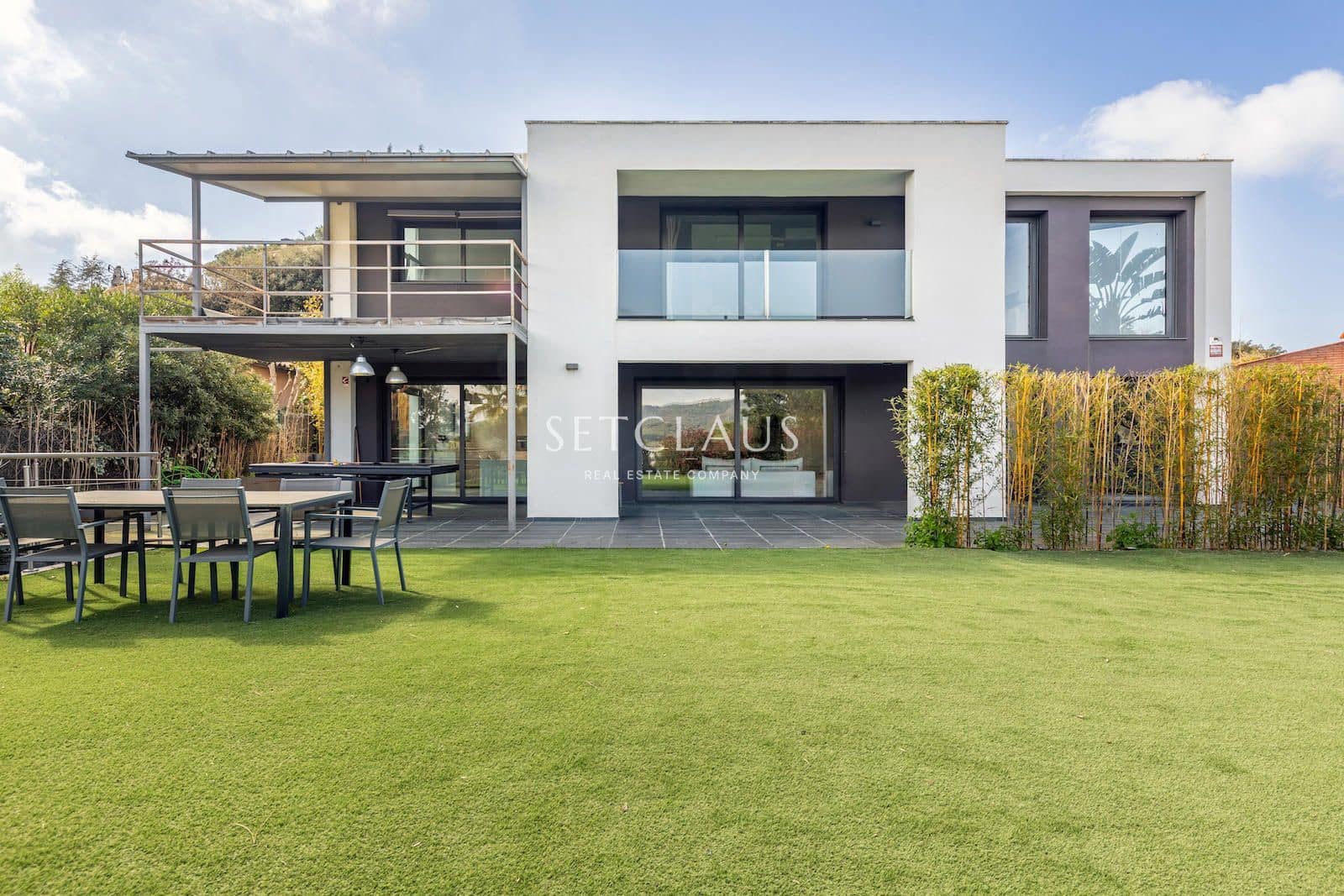 3 bedroom Villa for sale in Argentona with pool garage - € 790,000 (Ref: 9707670)