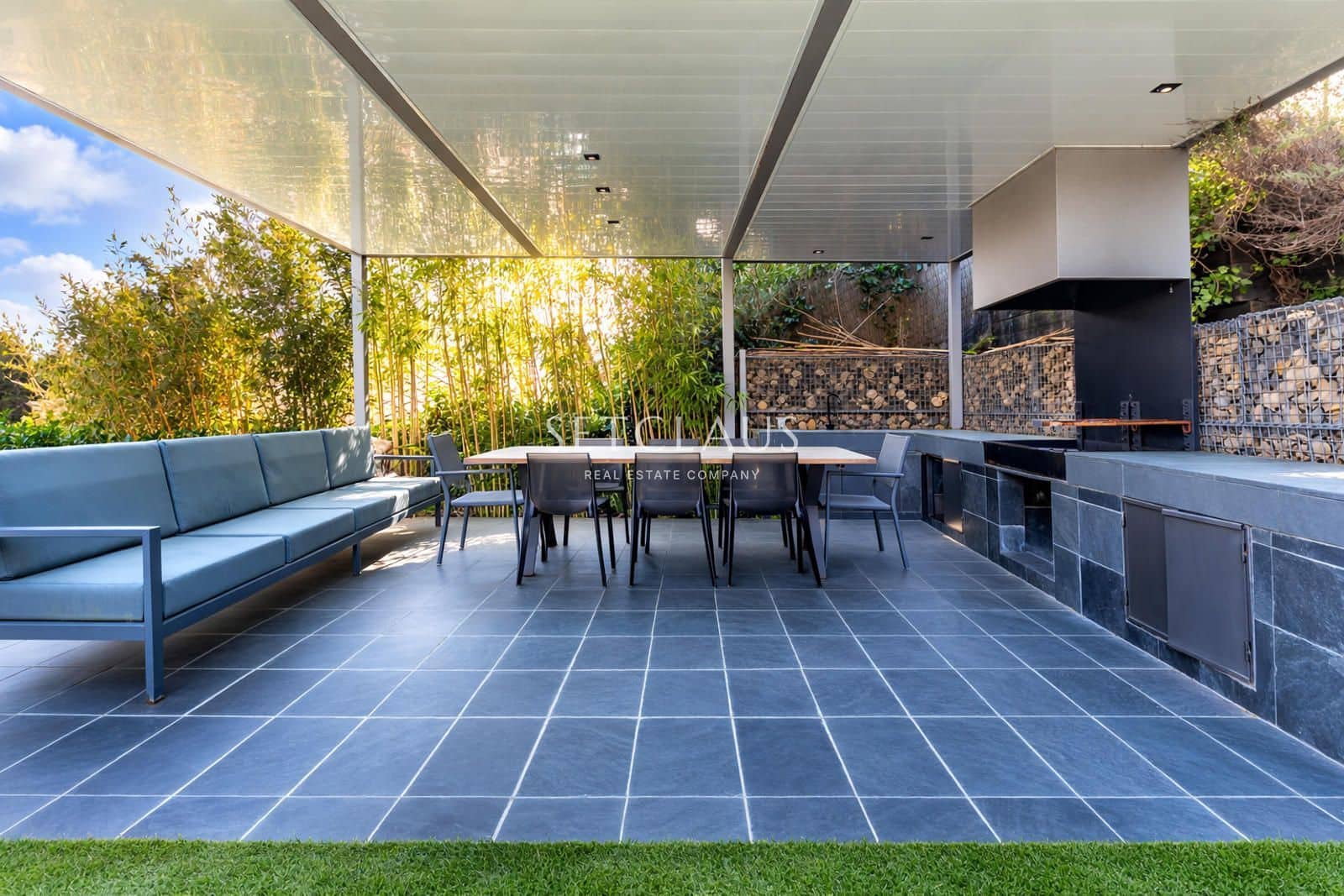 3 bedroom Villa for sale in Argentona with pool garage - € 790,000 (Ref: 9707670)