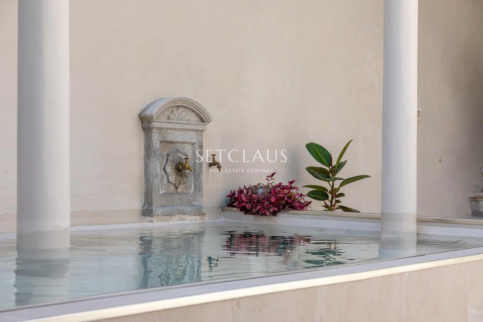 4 bedroom Villa for sale in El Masnou with pool - € 1,290,000 (Ref: 9714178)