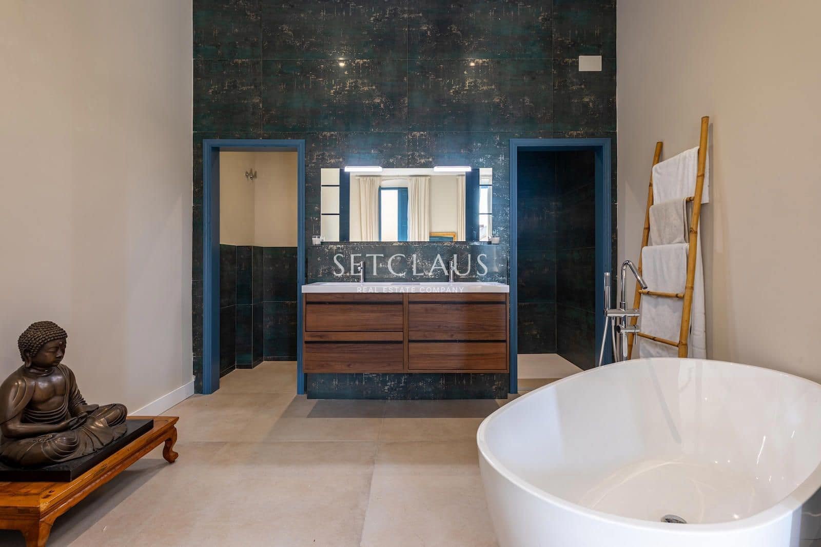 4 bedroom Villa for sale in El Masnou with pool - € 1,290,000 (Ref: 9714178)