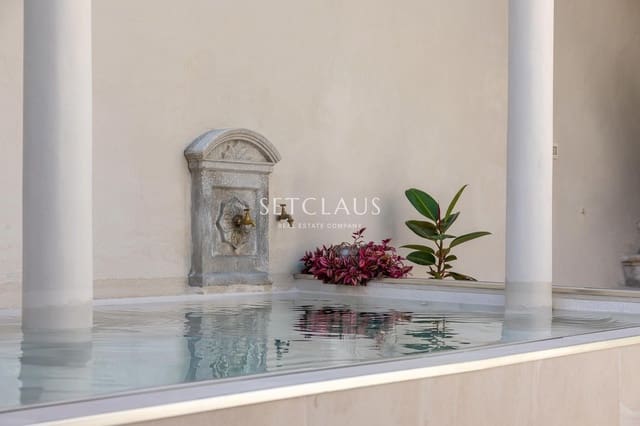 4 bedroom Villa for sale in El Masnou with pool - € 1,290,000 (Ref: 9714178)