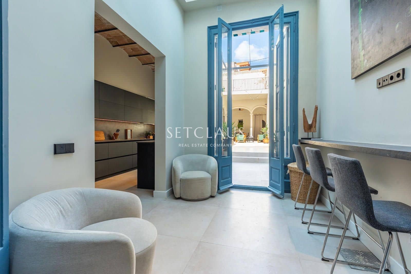 4 bedroom Villa for sale in El Masnou with pool - € 1,290,000 (Ref: 9714178)