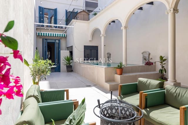 4 bedroom Villa for sale in El Masnou with pool - € 1,290,000 (Ref: 9714178)