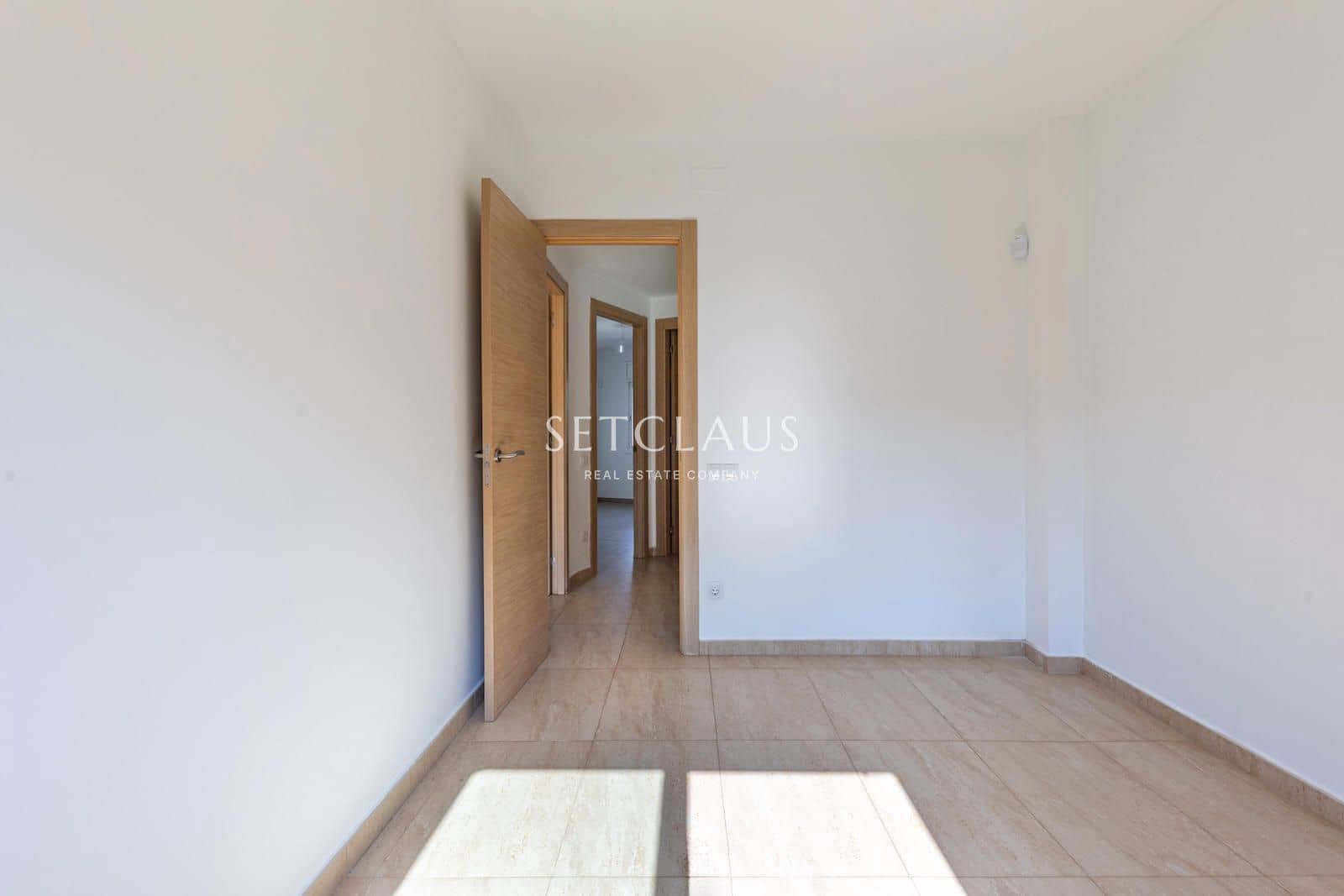 3 bedroom Villa for sale in Vilanova del Valles with garage - € 470,000 (Ref: 9716747)