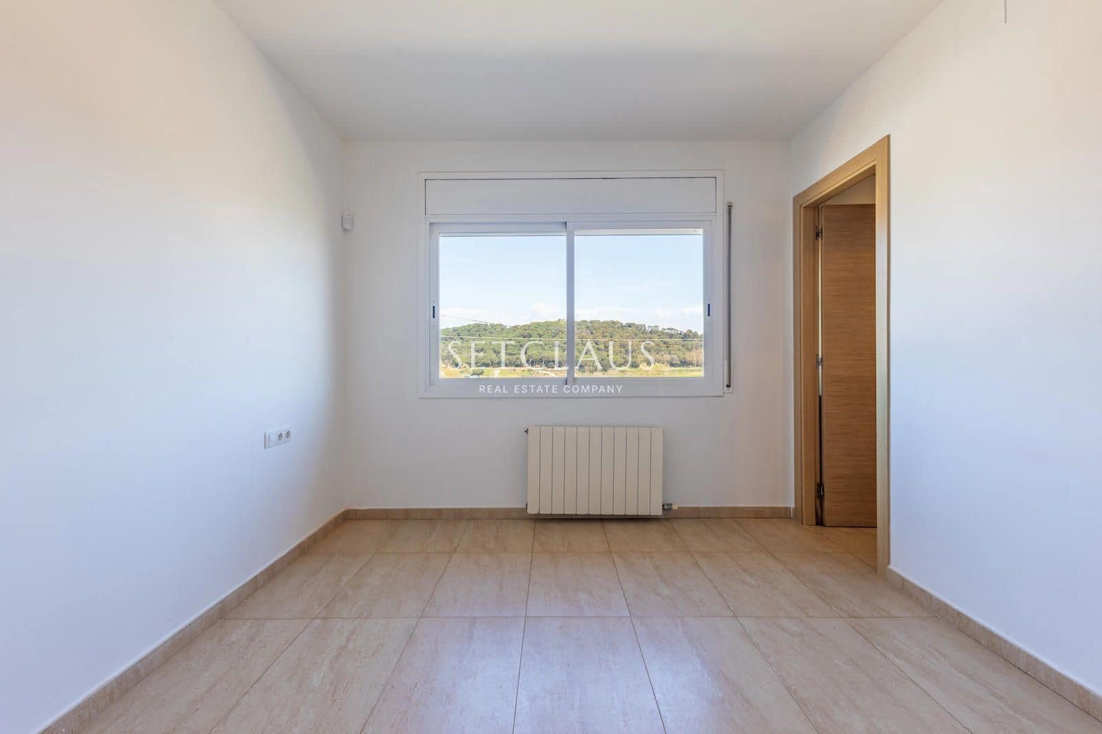 3 bedroom Villa for sale in Vilanova del Valles with garage - € 470,000 (Ref: 9716747)