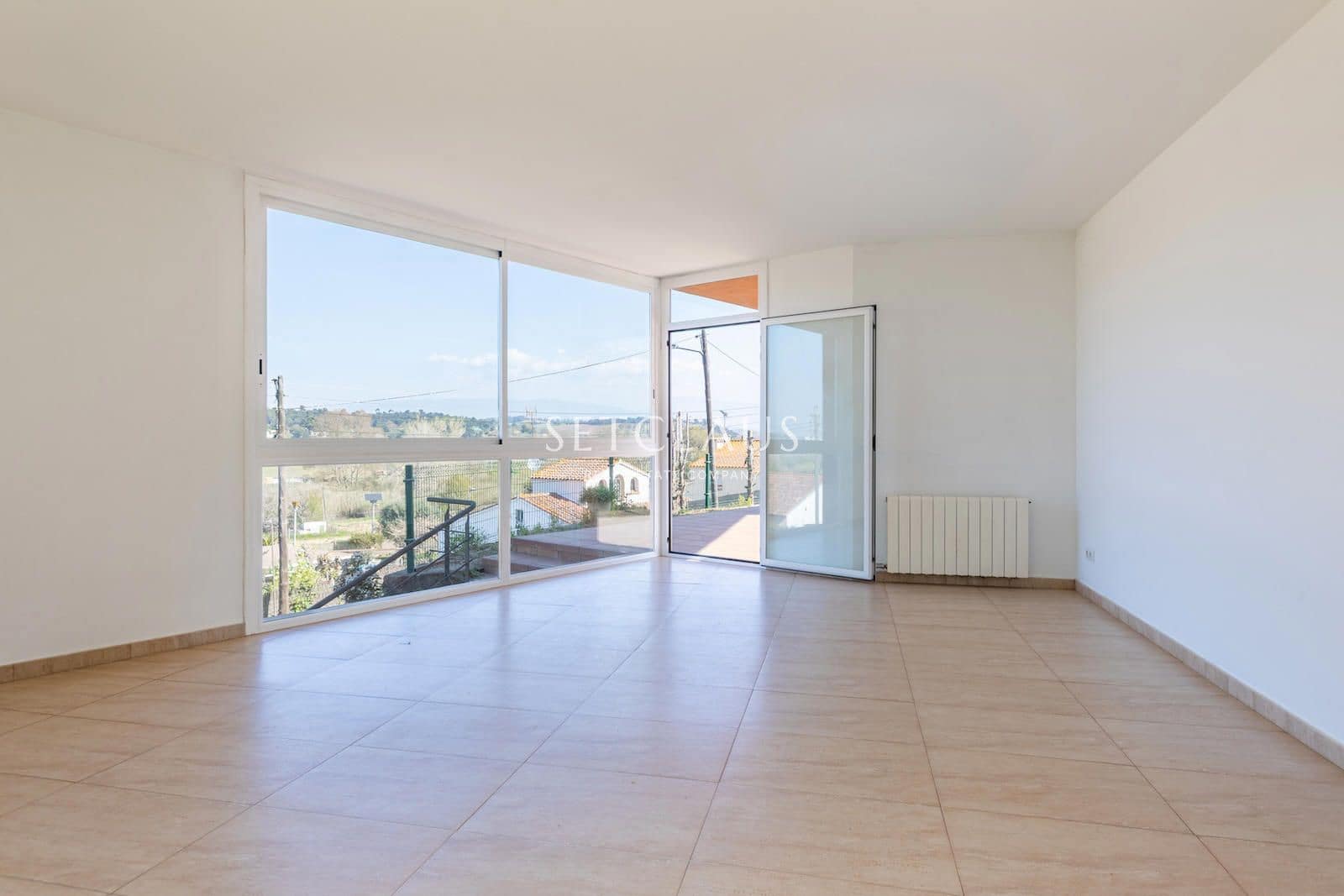 3 bedroom Villa for sale in Vilanova del Valles with garage - € 470,000 (Ref: 9716747)