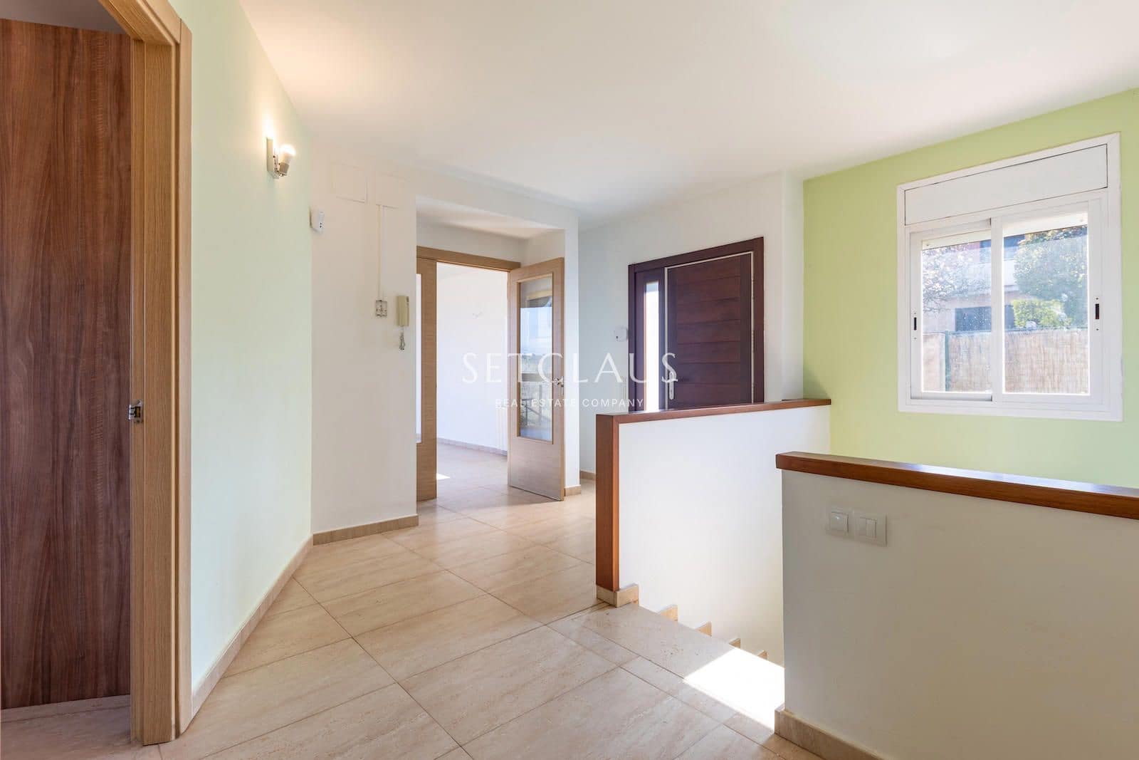 3 bedroom Villa for sale in Vilanova del Valles with garage - € 470,000 (Ref: 9716747)