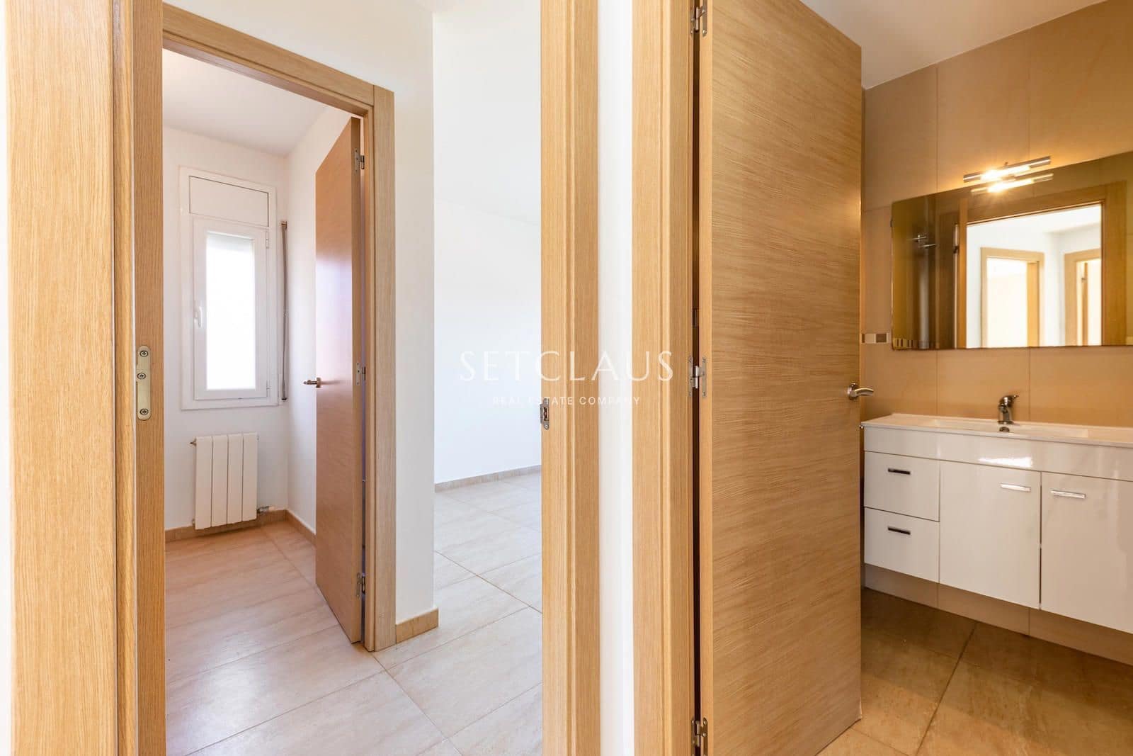 3 bedroom Villa for sale in Vilanova del Valles with garage - € 470,000 (Ref: 9716747)