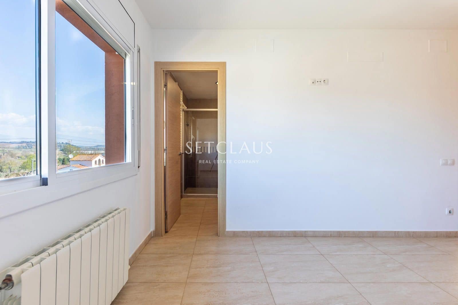 3 bedroom Villa for sale in Vilanova del Valles with garage - € 470,000 (Ref: 9716747)