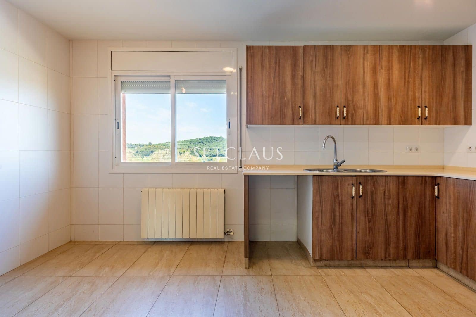 3 bedroom Villa for sale in Vilanova del Valles with garage - € 470,000 (Ref: 9716747)