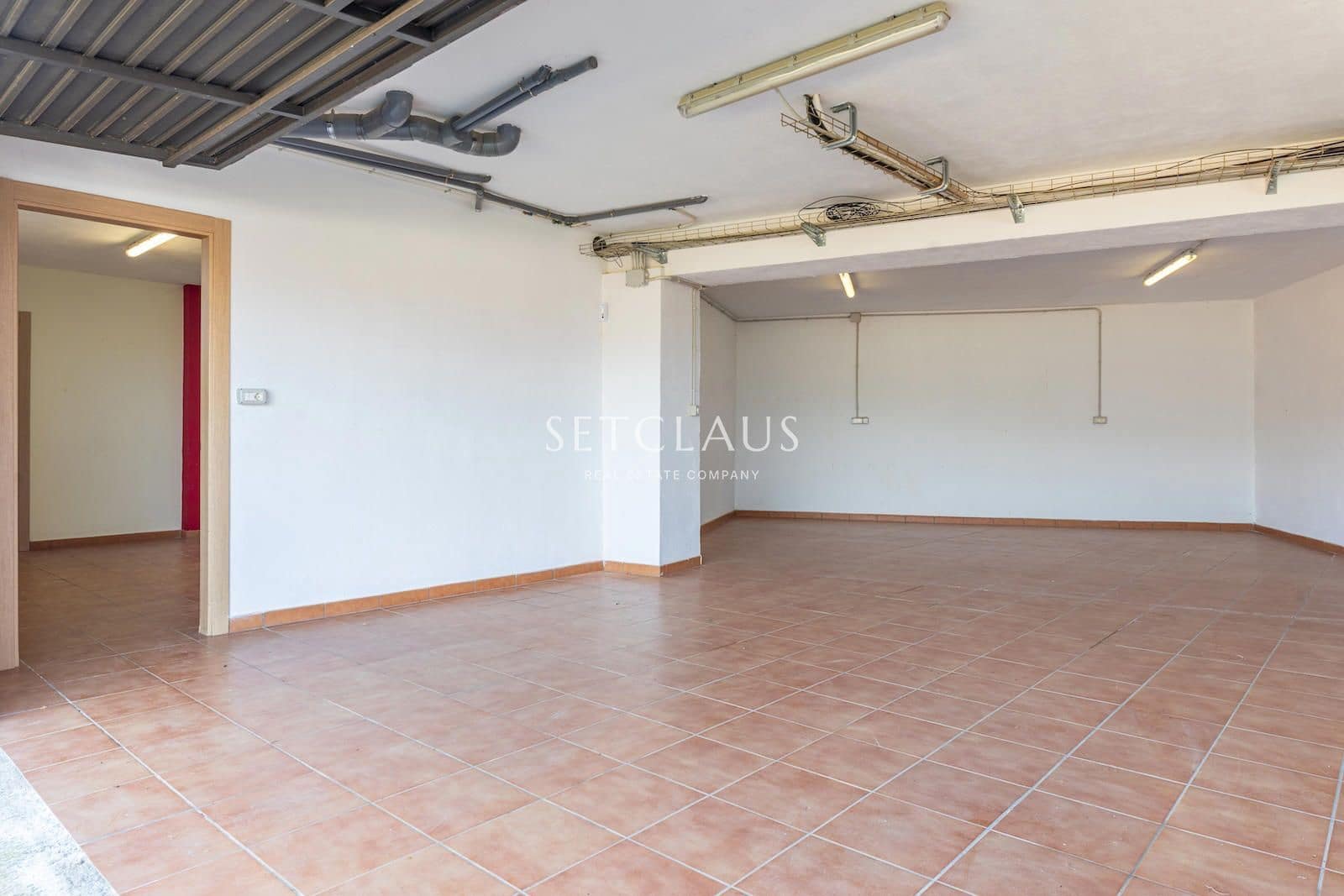 3 bedroom Villa for sale in Vilanova del Valles with garage - € 470,000 (Ref: 9716747)
