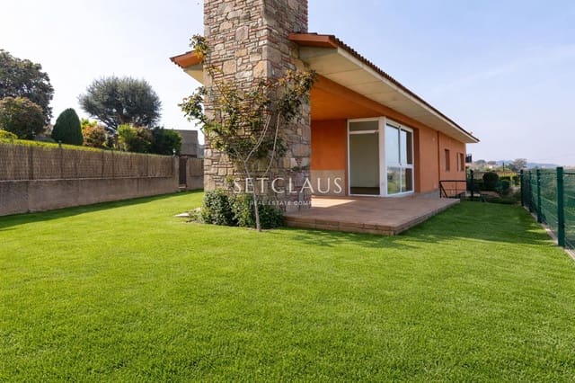 3 bedroom Villa for sale in Vilanova del Vallès with garage - € 470,000 (Ref: 9716747)