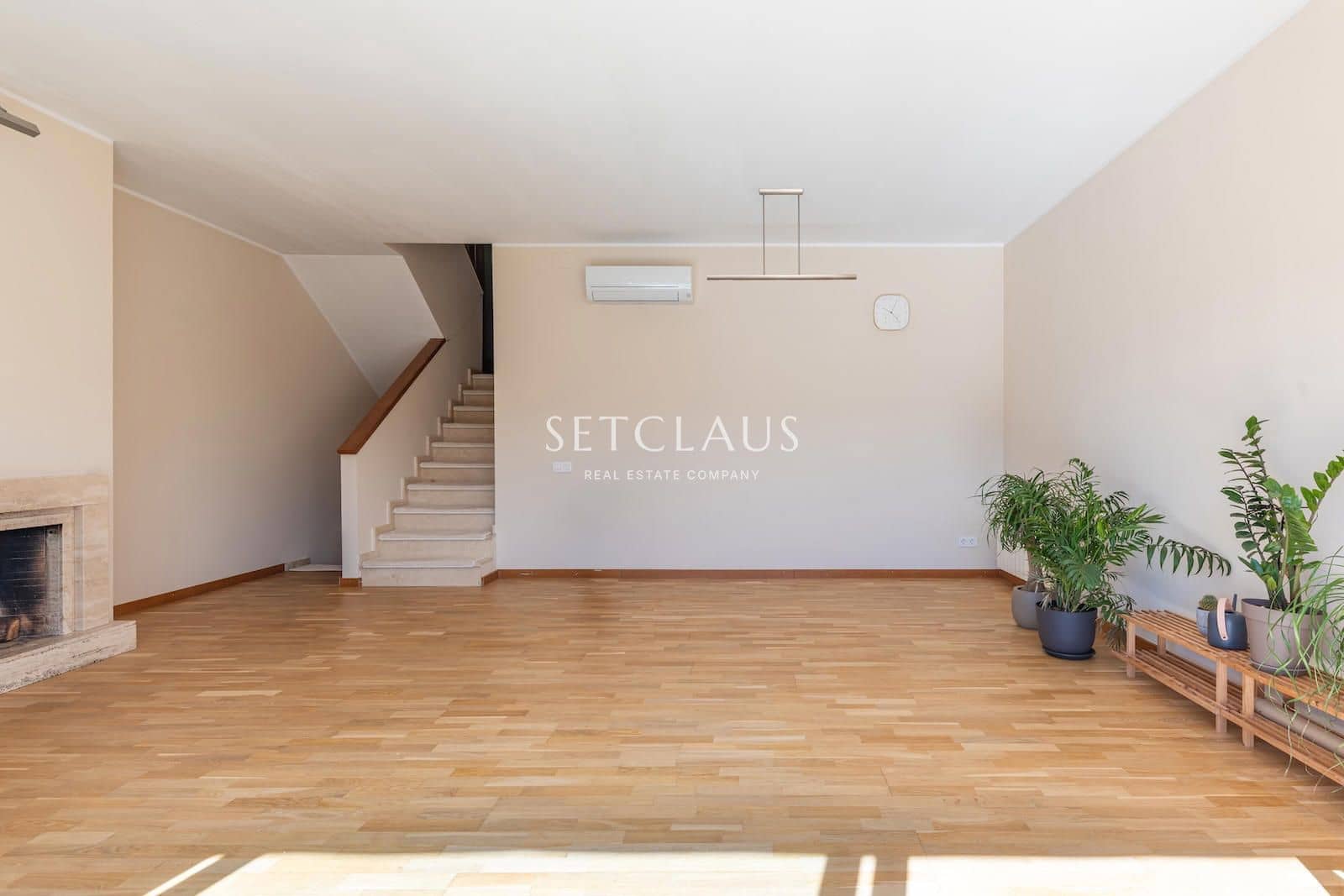 4 soveværelse Byhus til salg i Tiana med garage - € 720.000 (Ref: 9733592)