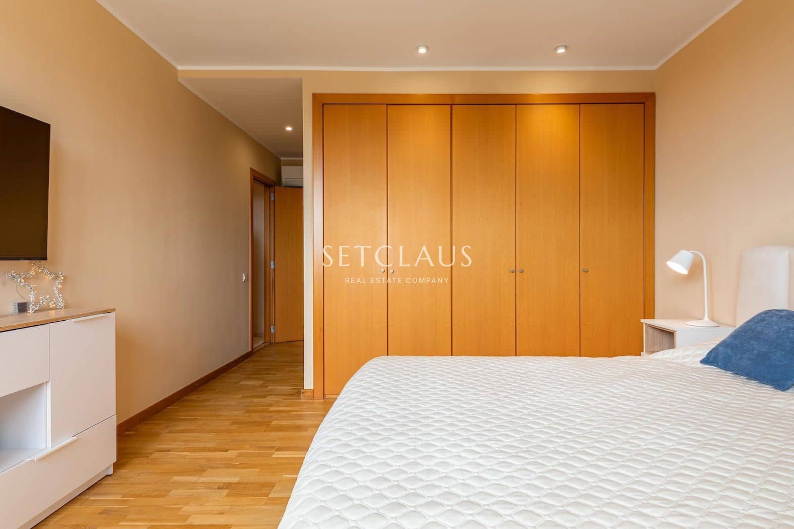 4 soveværelse Byhus til salg i Tiana med garage - € 720.000 (Ref: 9733592)