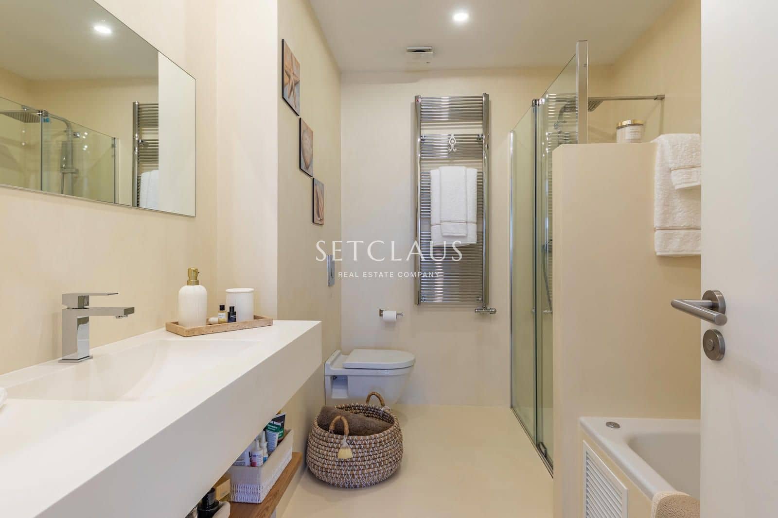 5 soverom Hus til salgs i El Masnou med svømmebasseng garasje - € 949 000 (Ref: 9769942)