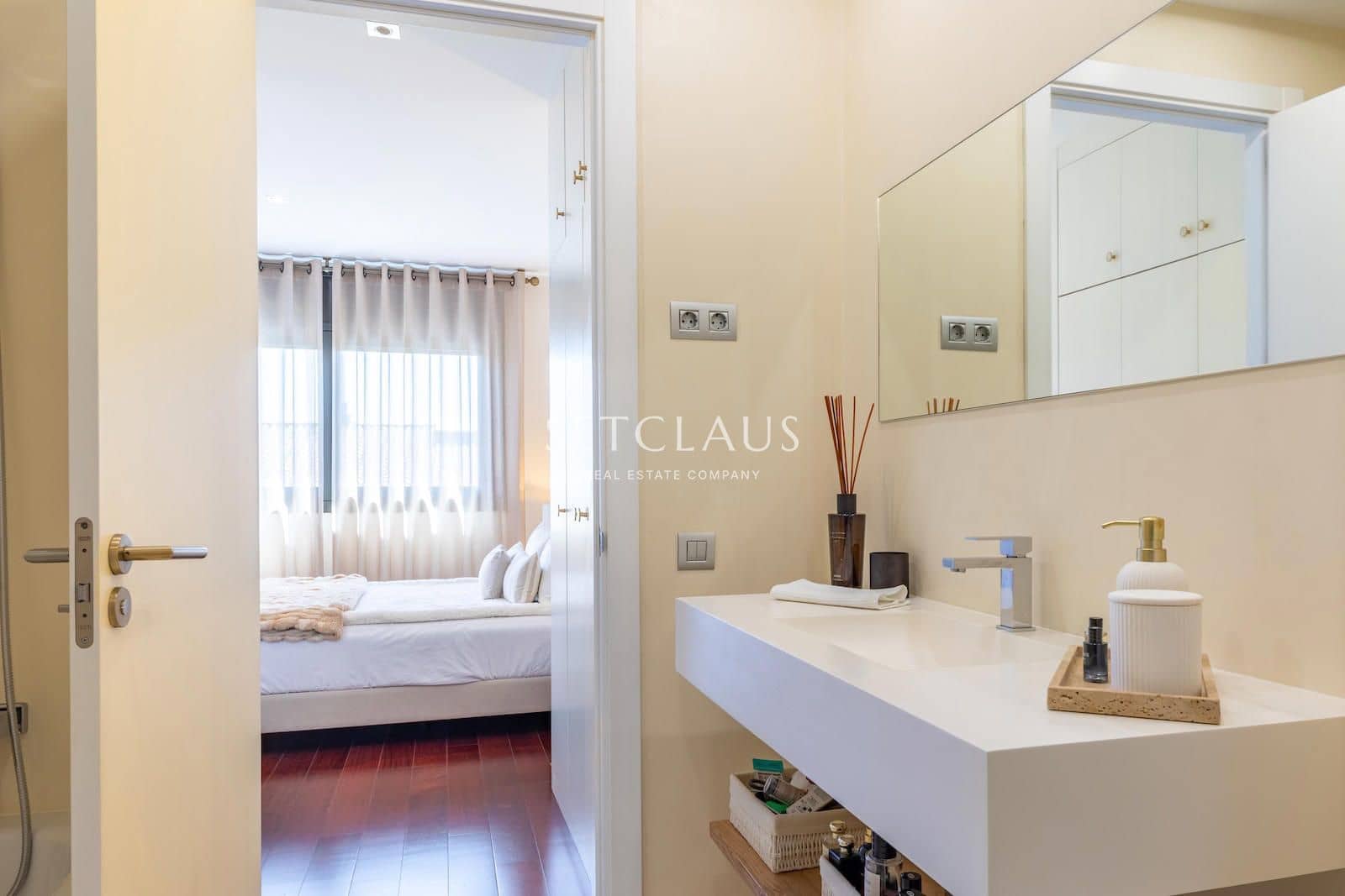 5 soverom Hus til salgs i El Masnou med svømmebasseng garasje - € 949 000 (Ref: 9769942)