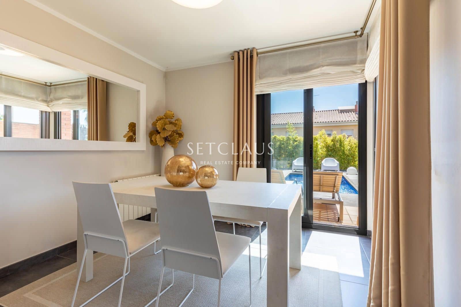 5 soverom Hus til salgs i El Masnou med svømmebasseng garasje - € 949 000 (Ref: 9769942)