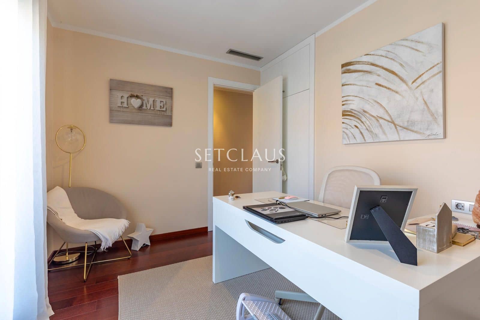 5 soverom Hus til salgs i El Masnou med svømmebasseng garasje - € 949 000 (Ref: 9769942)