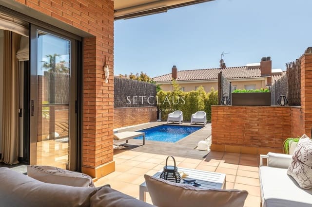 5 soverom Hus til salgs i El Masnou med svømmebasseng garasje - € 949 000 (Ref: 9769942)