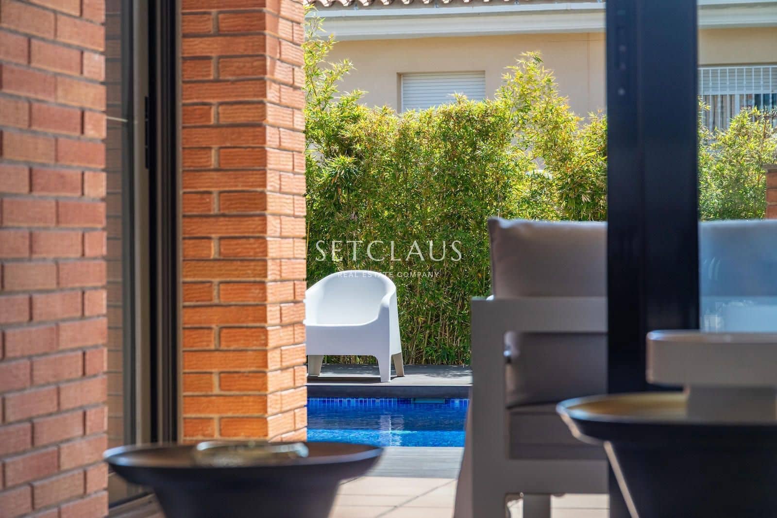 5 soverom Hus til salgs i El Masnou med svømmebasseng garasje - € 949 000 (Ref: 9769942)