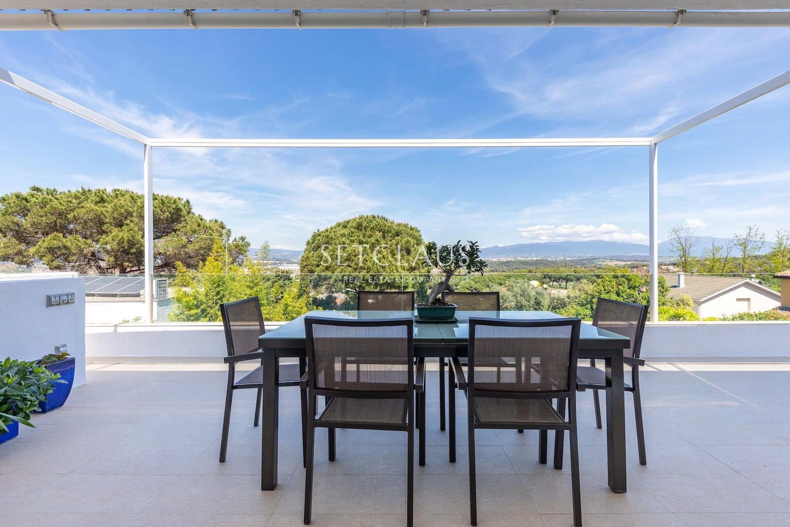 3 soveværelse Villa til salg i Vallromanes med swimmingpool - € 722.000 (Ref: 9782435)