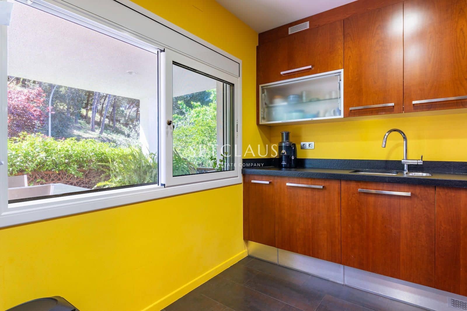 3 soveværelse Villa til salg i Vallromanes med swimmingpool - € 722.000 (Ref: 9782435)