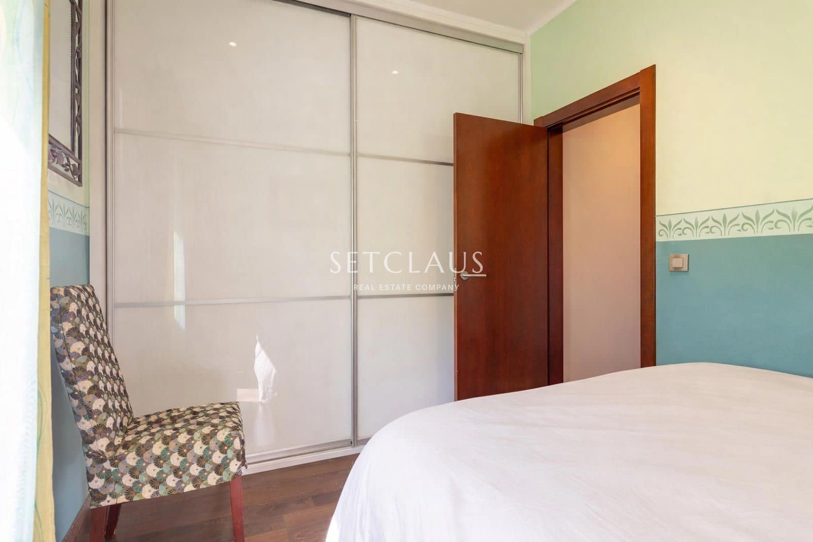 Chalet de 3 habitaciones en Vallromanes en venta con piscina - 722.000 € (Ref: 9782435)