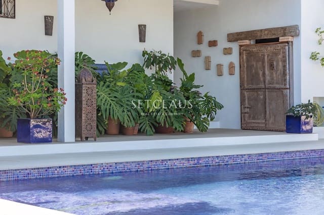 3 soverom Villa til salgs i Vallromanes med svømmebasseng - € 722 000 (Ref: 9782435)