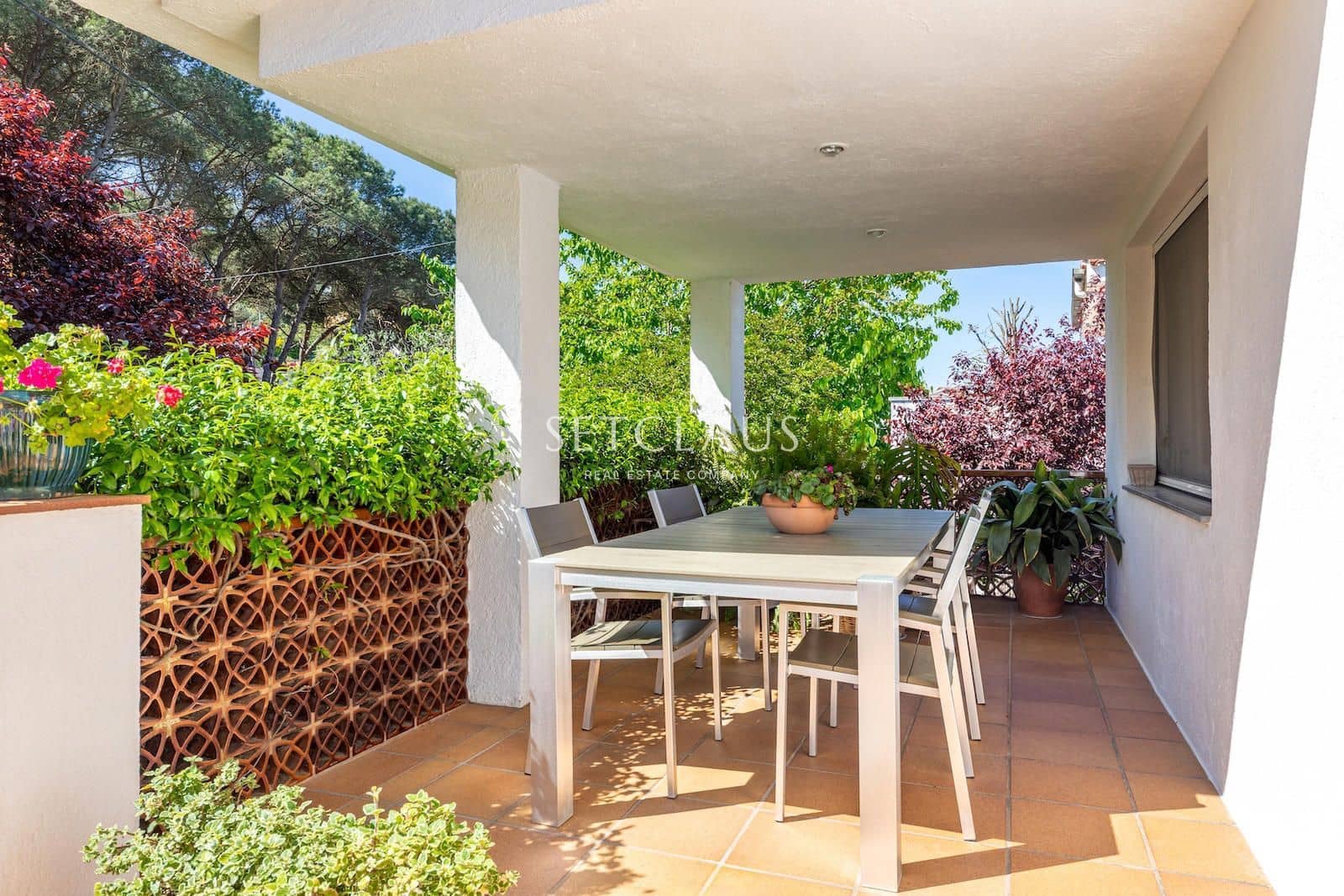 Chalet de 3 habitaciones en Vallromanes en venta con piscina - 722.000 € (Ref: 9782435)