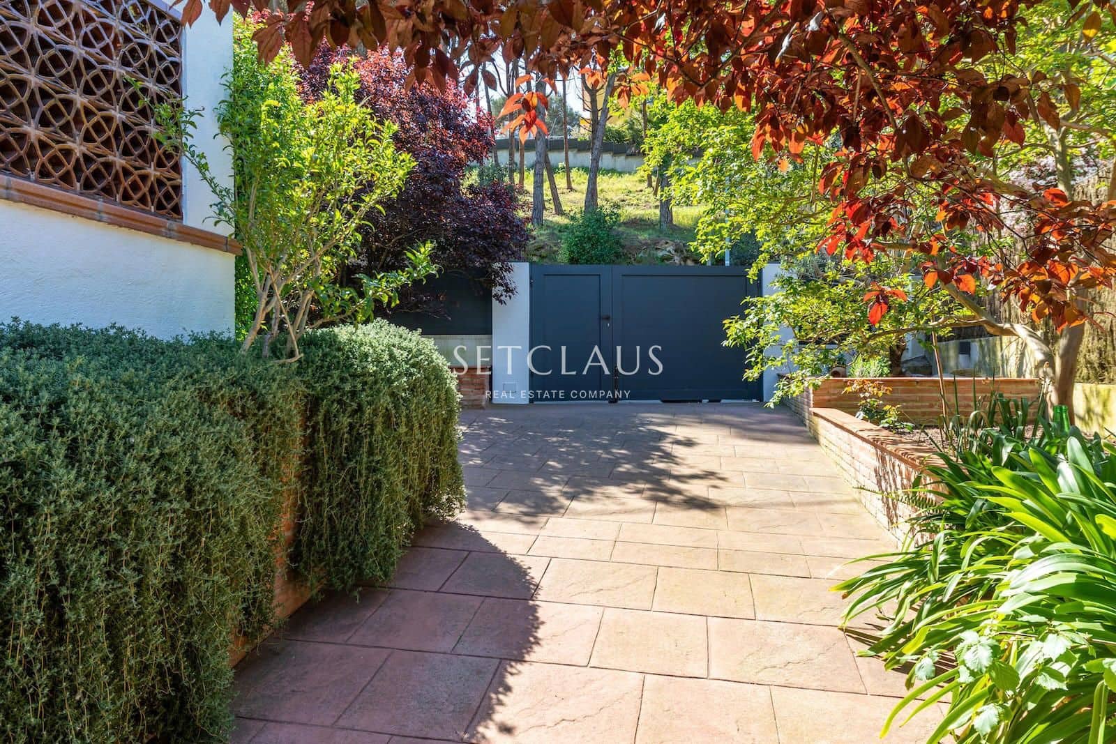 Chalet de 3 habitaciones en Vallromanes en venta con piscina - 722.000 € (Ref: 9782435)