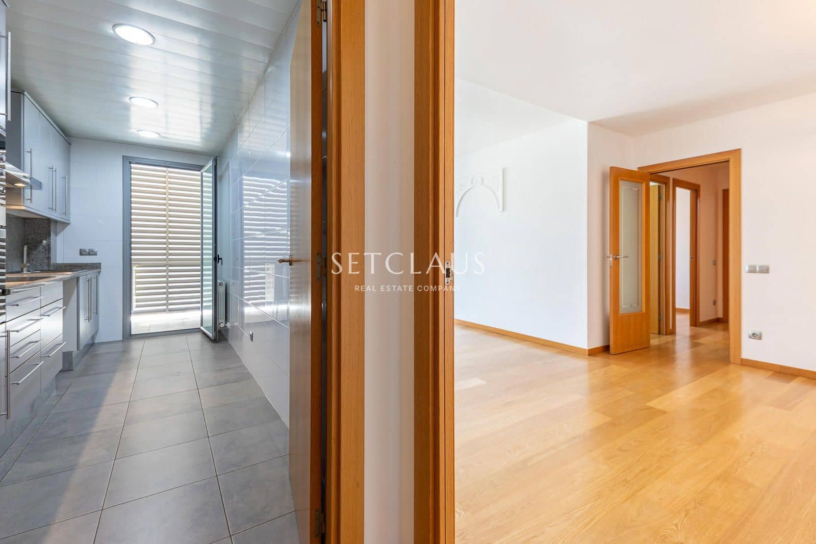 Piso de 3 habitaciones en Badalona en venta con piscina - 528.000 € (Ref: 9806966)