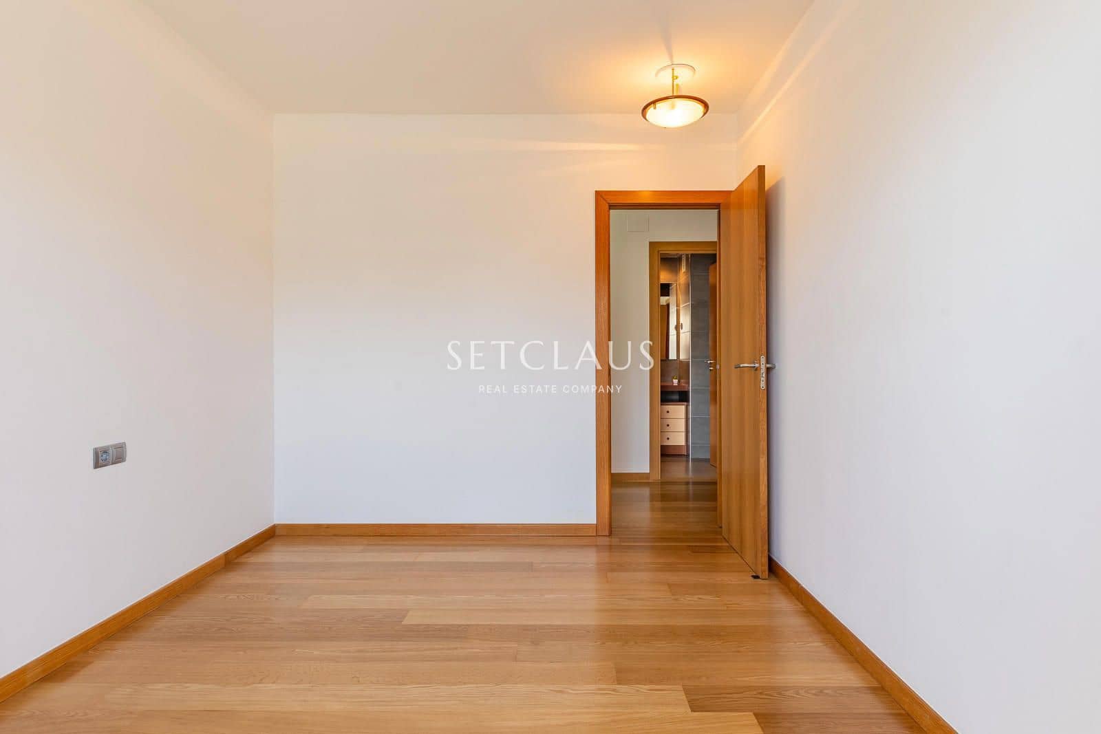 Piso de 3 habitaciones en Badalona en venta con piscina - 528.000 € (Ref: 9806966)