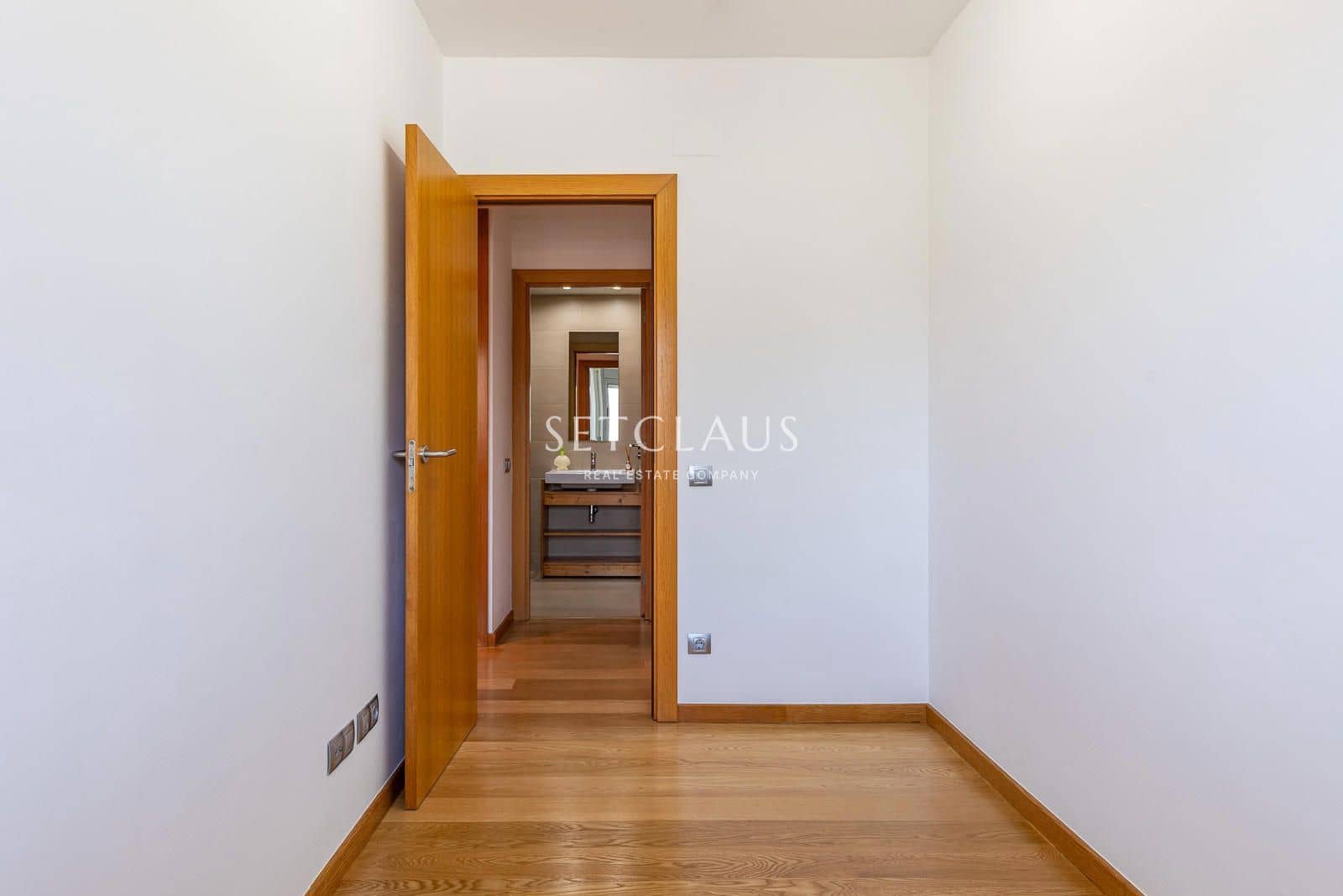 Piso de 3 habitaciones en Badalona en venta con piscina - 528.000 € (Ref: 9806966)