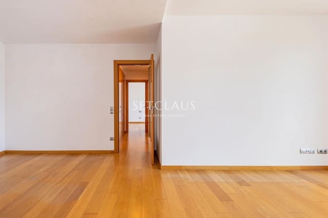 Piso de 3 habitaciones en Badalona en venta con piscina - 520.000 € (Ref: 9807423)