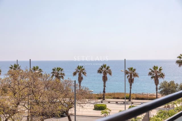 Piso de 3 habitaciones en Badalona en venta con piscina - 520.000 € (Ref: 9807423)