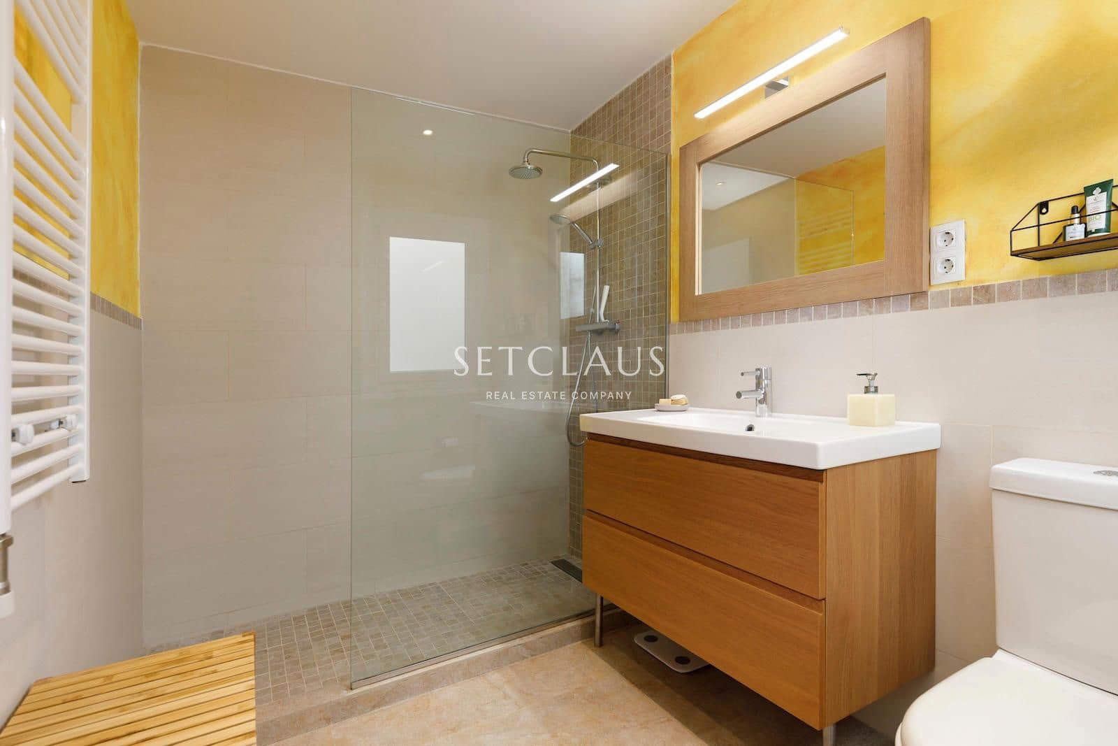 4 makuuhuone Huvila myytävänä paikassa El Masnou - 750 000 € (Ref: 9807424)