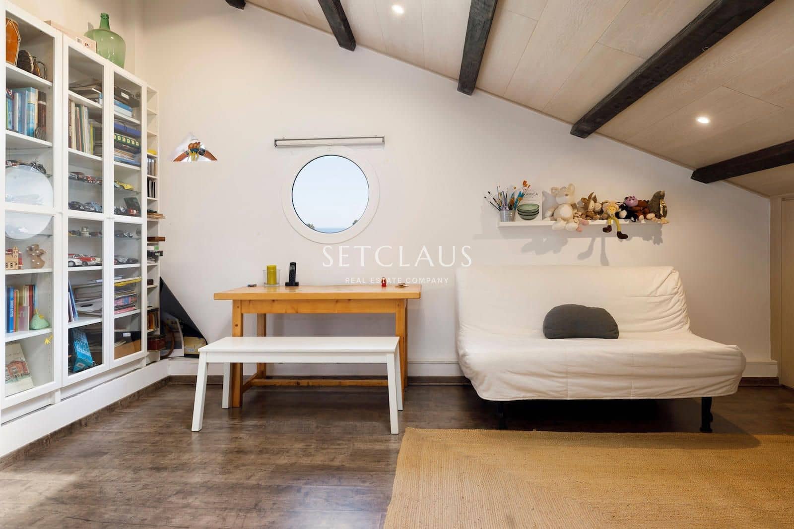 4 makuuhuone Huvila myytävänä paikassa El Masnou - 750 000 € (Ref: 9807424)