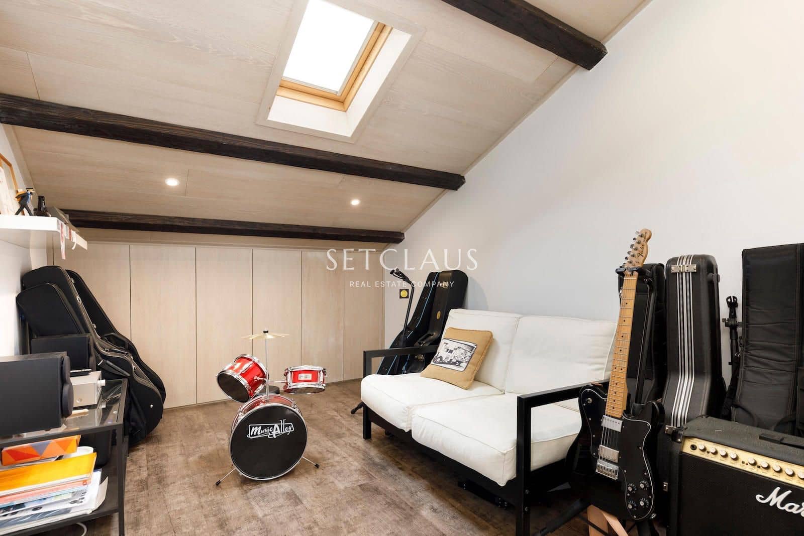 4 makuuhuone Huvila myytävänä paikassa El Masnou - 750 000 € (Ref: 9807424)