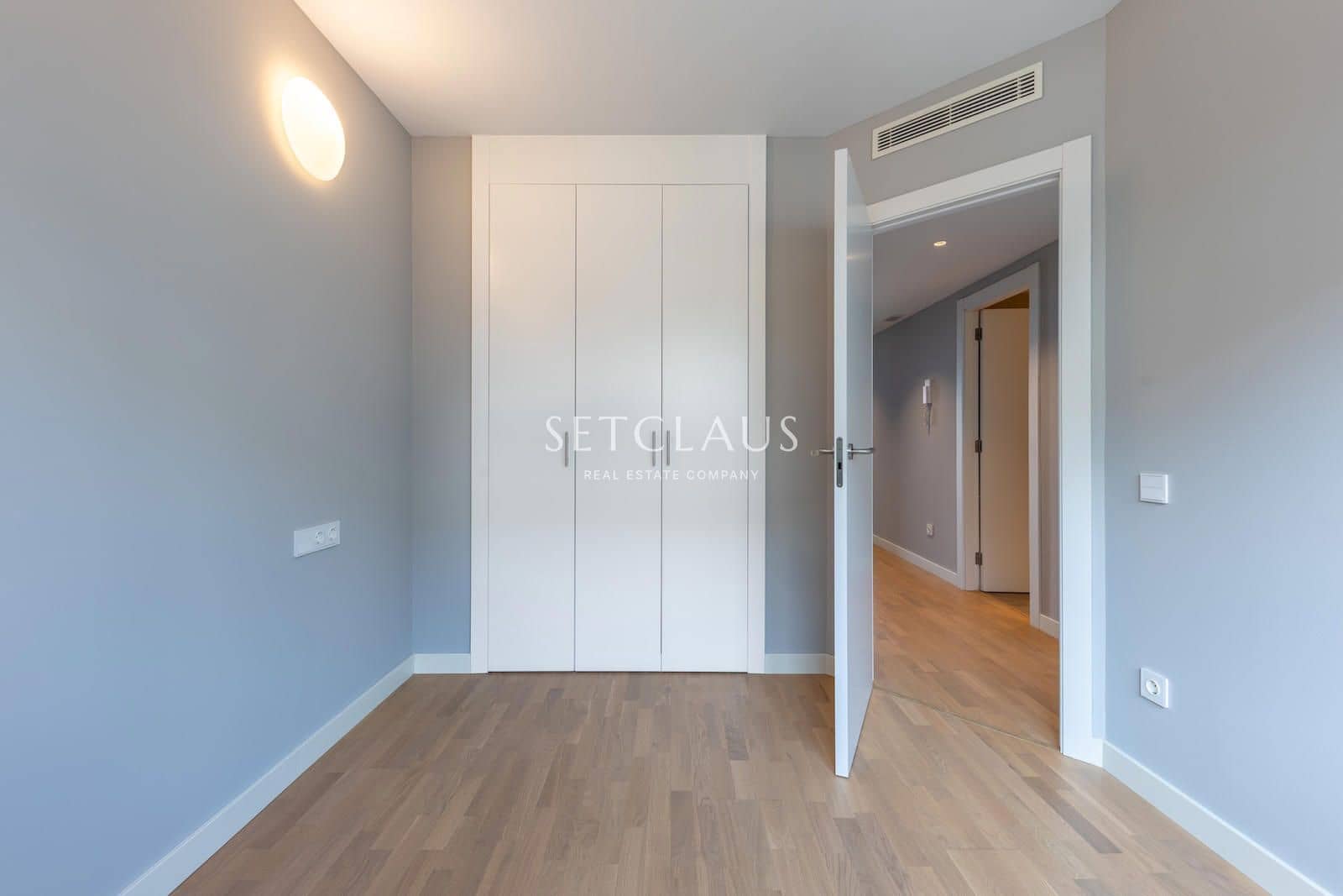 4 soveværelse Byhus til leje i Teia med swimmingpool garage - € 3.000 (Ref: 9818743)