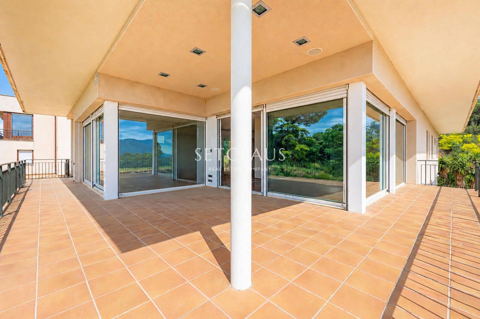 10 soveværelse Villa til salg i L'Ametlla del Valles med swimmingpool garage - € 1.500.000 (Ref: 9838651)