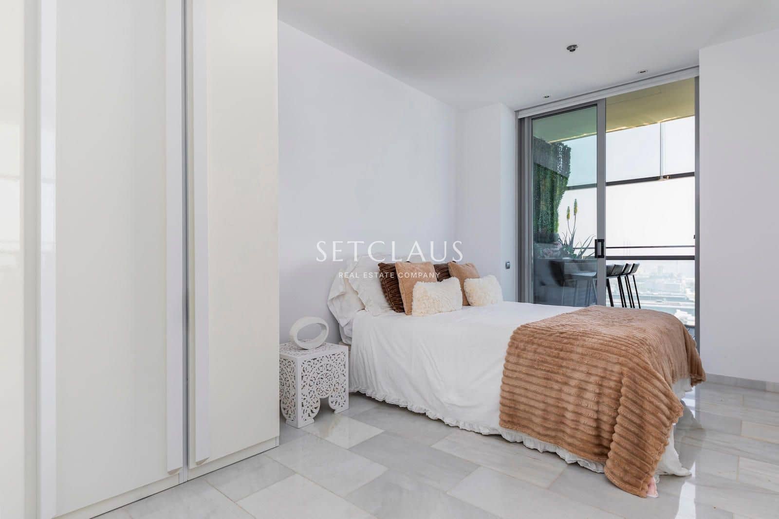 3 sypialnia Mieszkanie na sprzedaż w Miasto Barcelona z basenem - 1 780 000 € (Ref: 9866196)