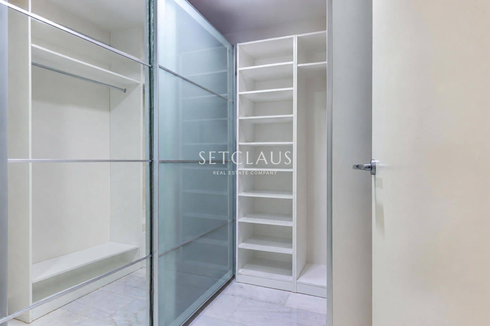 3 sypialnia Mieszkanie na sprzedaż w Miasto Barcelona z basenem - 1 780 000 € (Ref: 9866196)