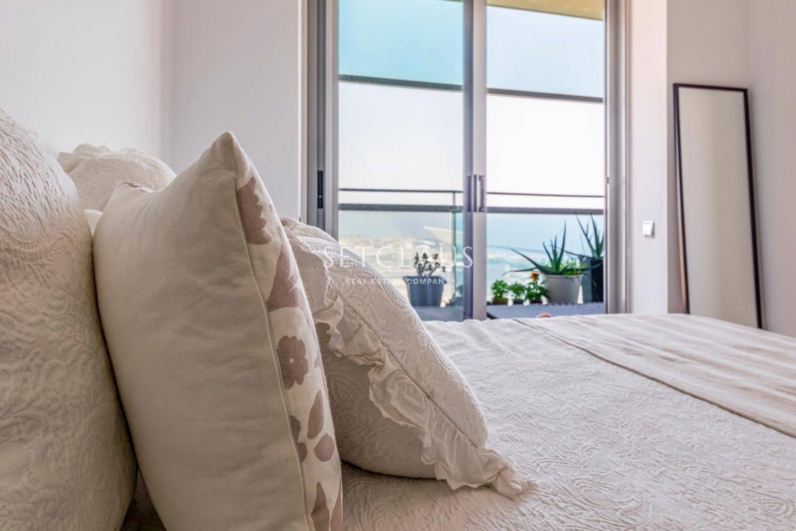 3 sypialnia Mieszkanie na sprzedaż w Miasto Barcelona z basenem - 1 780 000 € (Ref: 9866196)