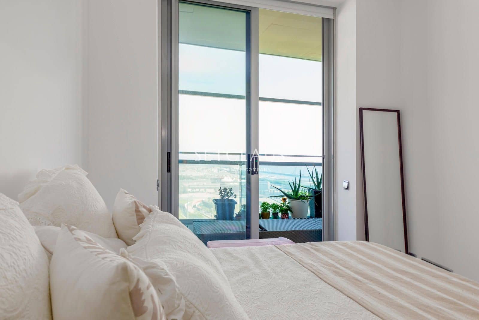3 sypialnia Mieszkanie na sprzedaż w Miasto Barcelona z basenem - 1 780 000 € (Ref: 9866196)