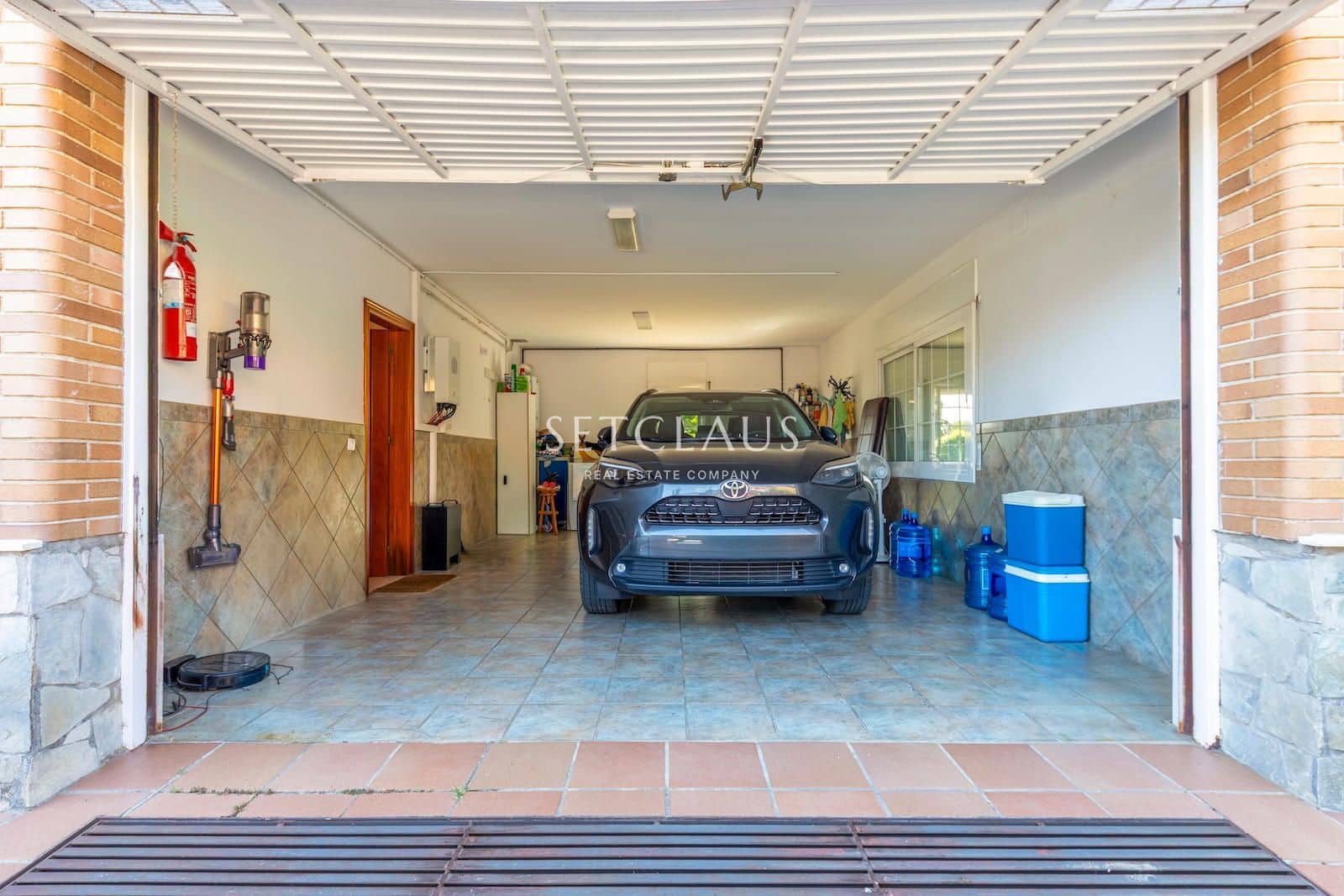 5 bedroom Villa for sale in Vilassar de Dalt with pool garage - € 995,000 (Ref: 9883687)