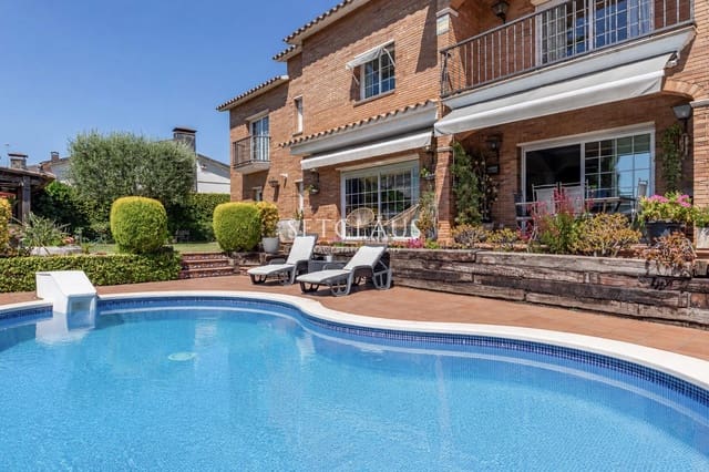 5 soveværelse Villa til salg i Vilassar de Dalt med swimmingpool garage - € 995.000 (Ref: 9883687)