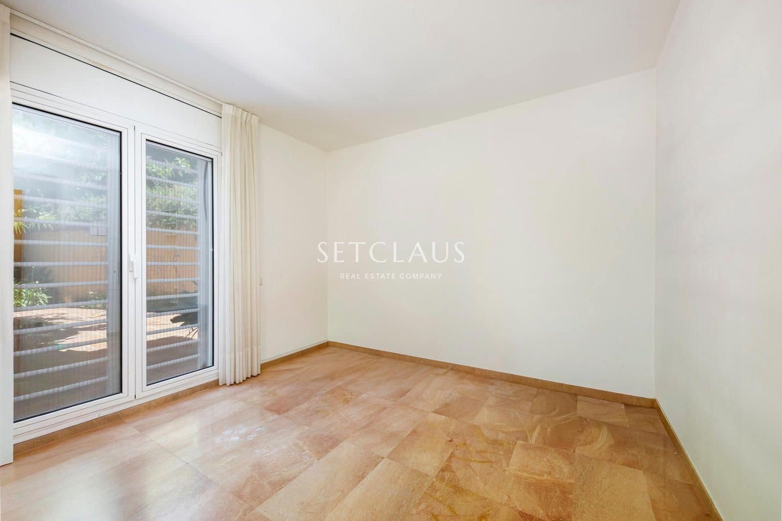 5 quarto Moradia para venda em Teia com piscina garagem - 895 000 € (Ref: 9914826)